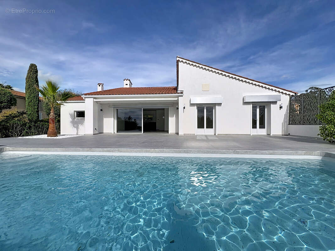 Maison à SAINT-RAPHAEL