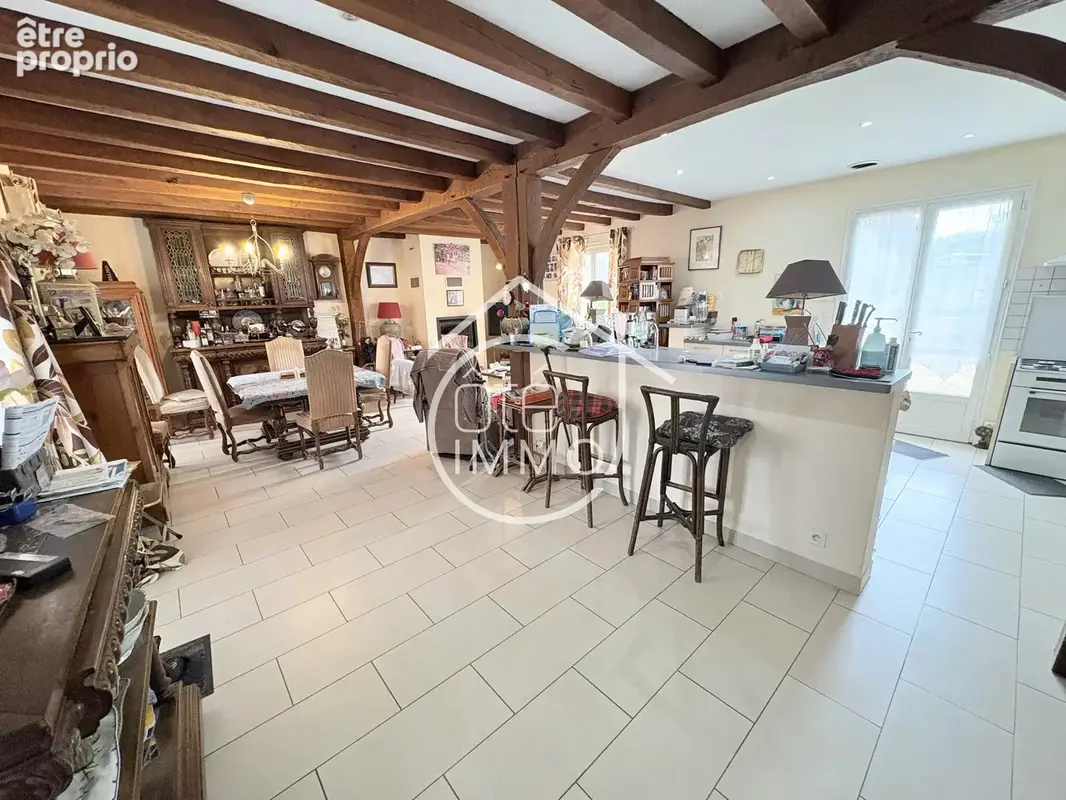 PRIGONRIEUX : Maison traditionnelle avec annexe, 7 pièces de 169m² - photo 2