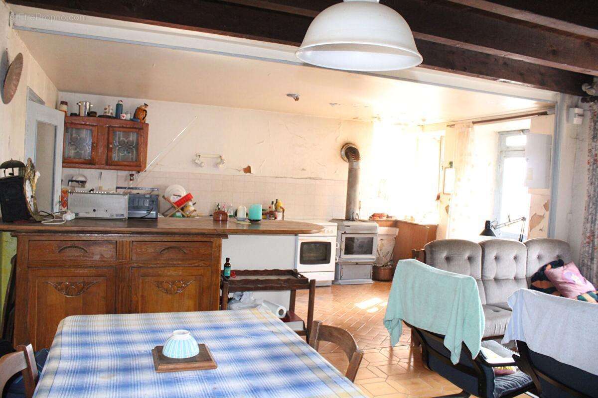 Exclusivité Maison Luc 5 pièce(s) 143 m2 avec jardin sur le chemin de Robert Louis Stevenson - photo 4