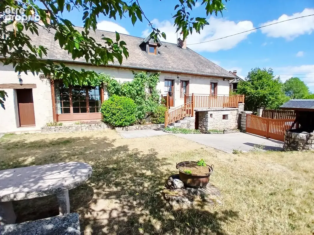 Maison proche du Lac de Settons, Morvan Bourgogne, trois chambres et jardin avec une belle vue. - photo 2