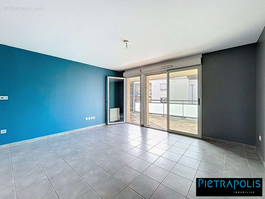 Appartement à OULLINS