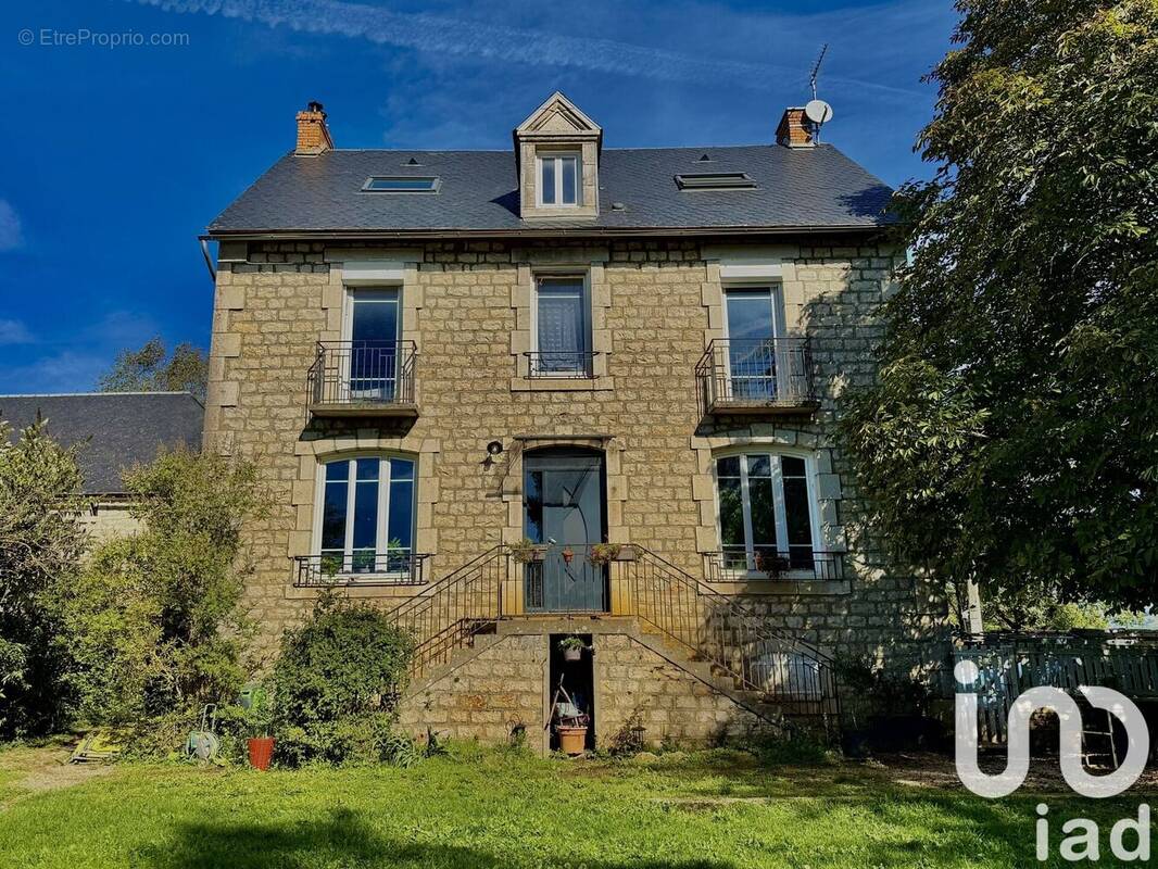 Photo 1 - Maison à CRUEJOULS