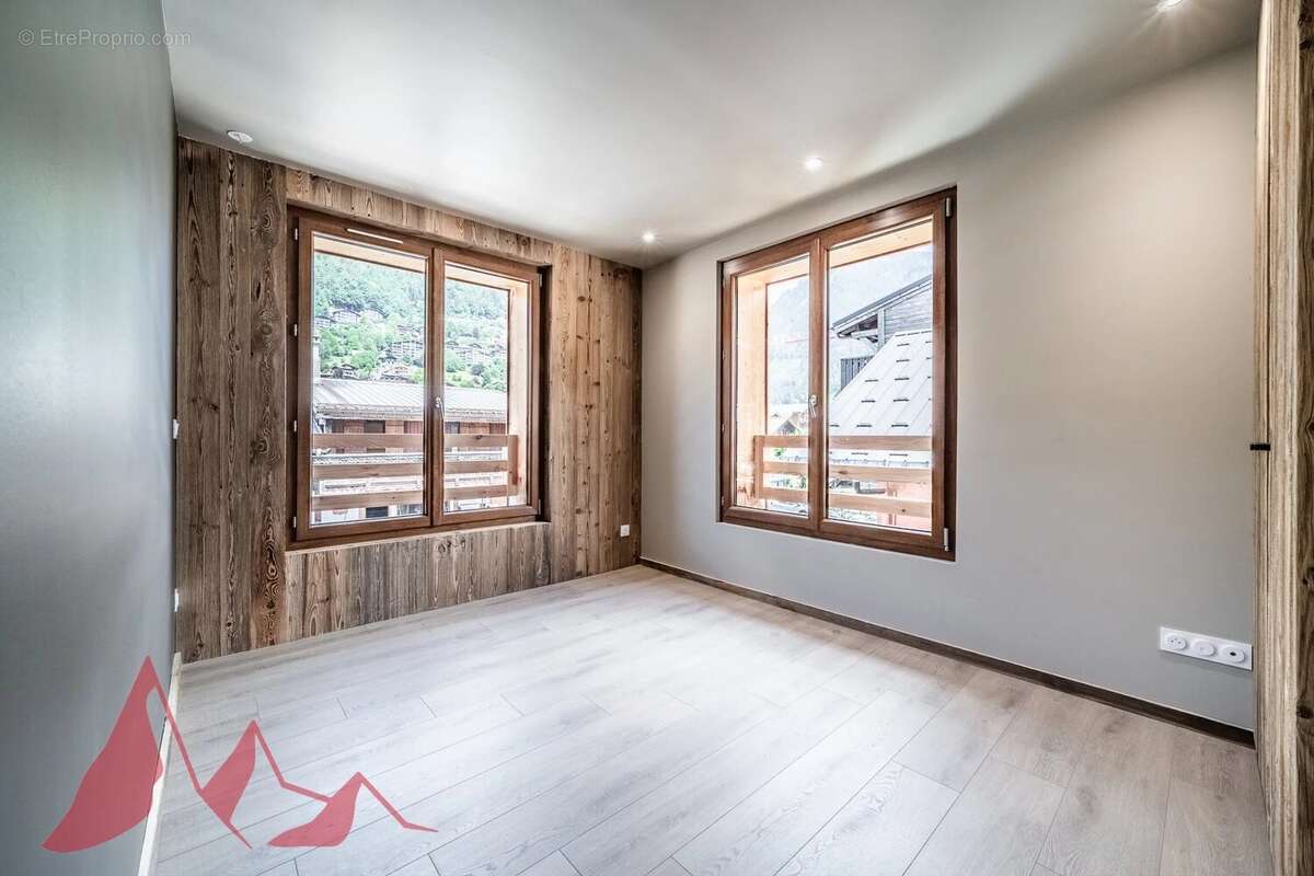 Splendide appartement duplex rénové de 4 chambres situé sur la place centrale de Morzine - photo 12