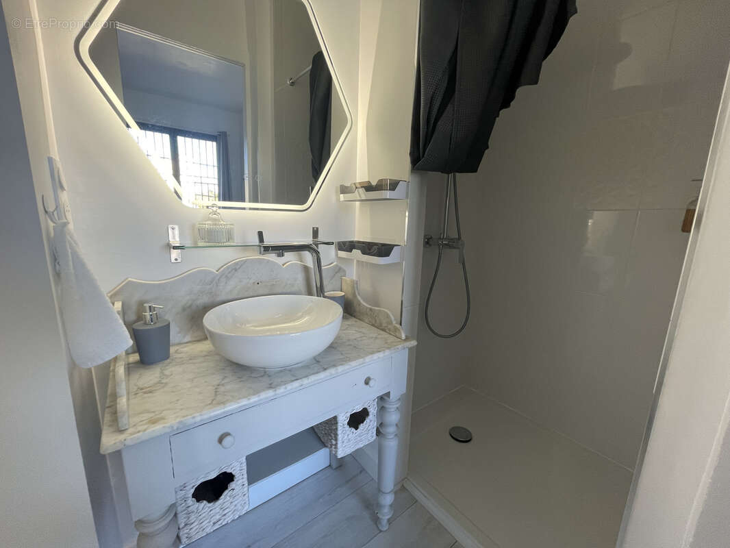 Maison à SAINT-HIPPOLYTE