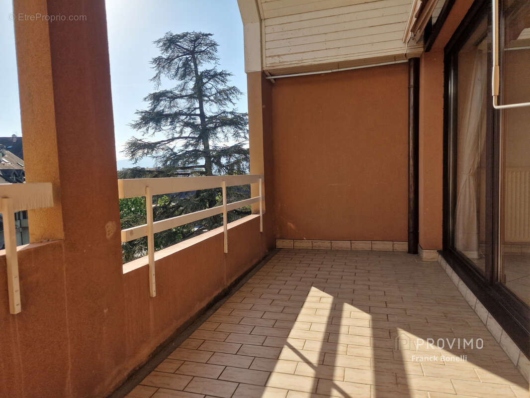 Appartement à SAINT-JULIEN-EN-GENEVOIS