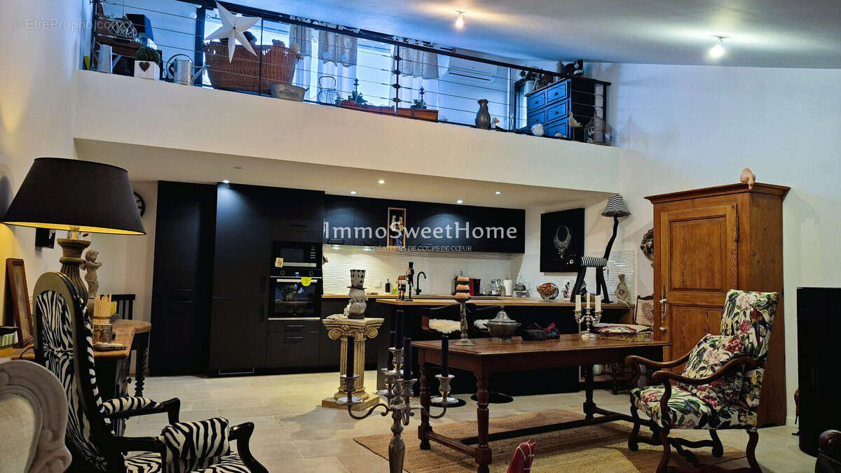 Appartement à MIRABEL-AUX-BARONNIES