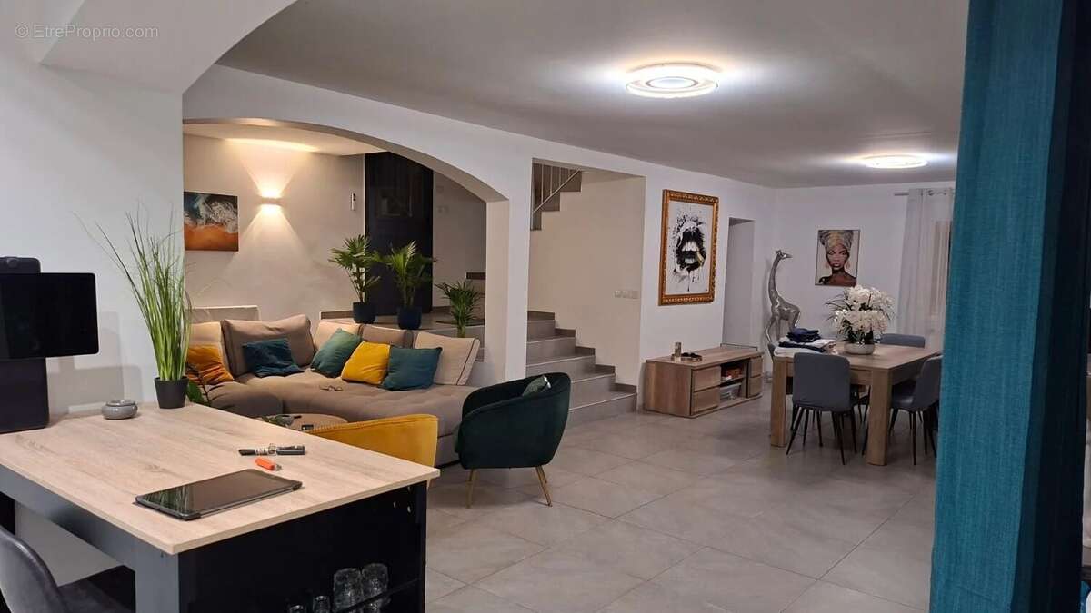 Maison à MARSEILLE-15E