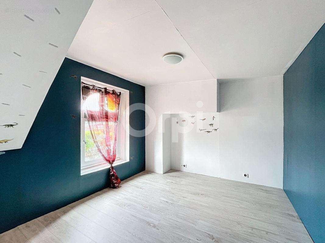 Maison à MERY-LA-BATAILLE