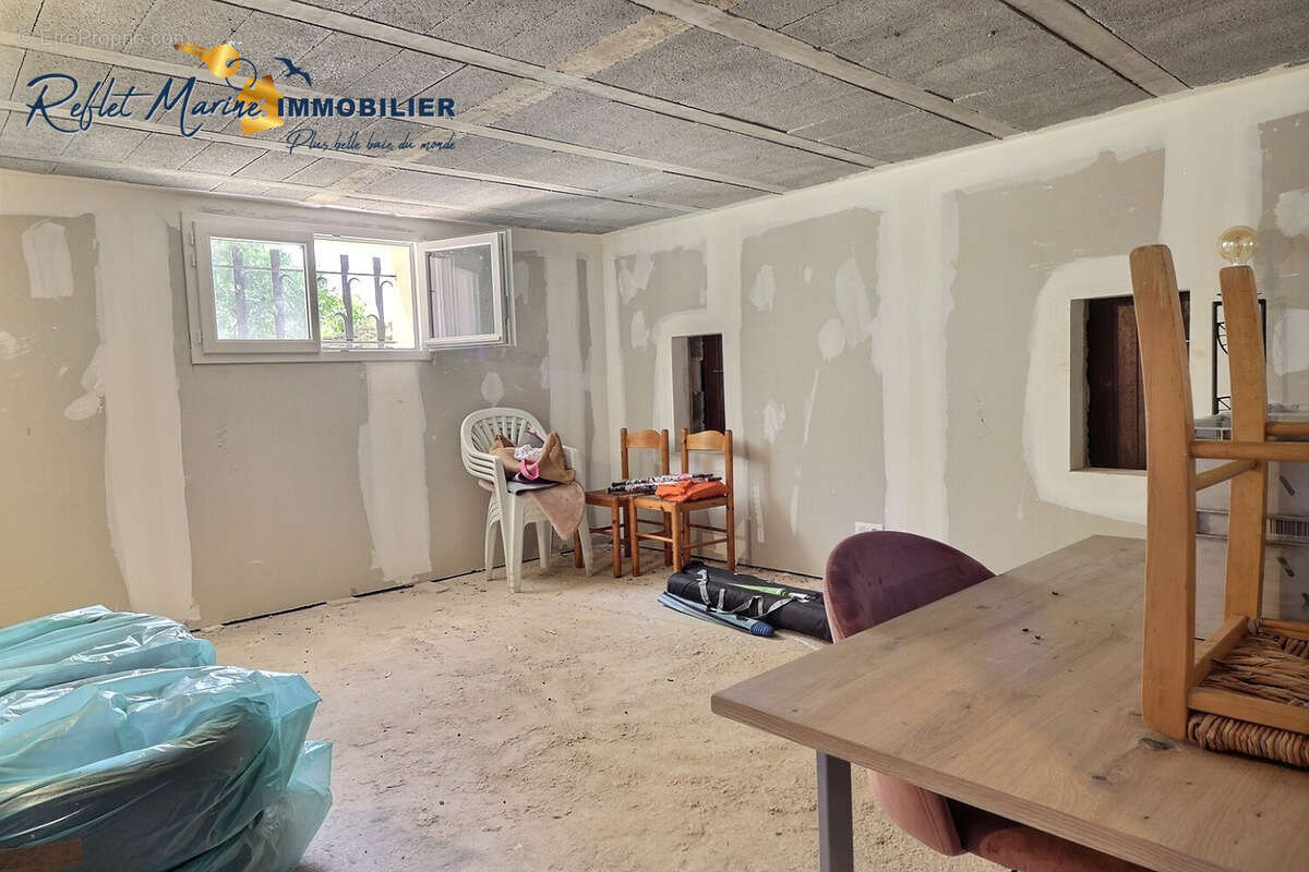 Maison à LA CADIERE-D&#039;AZUR