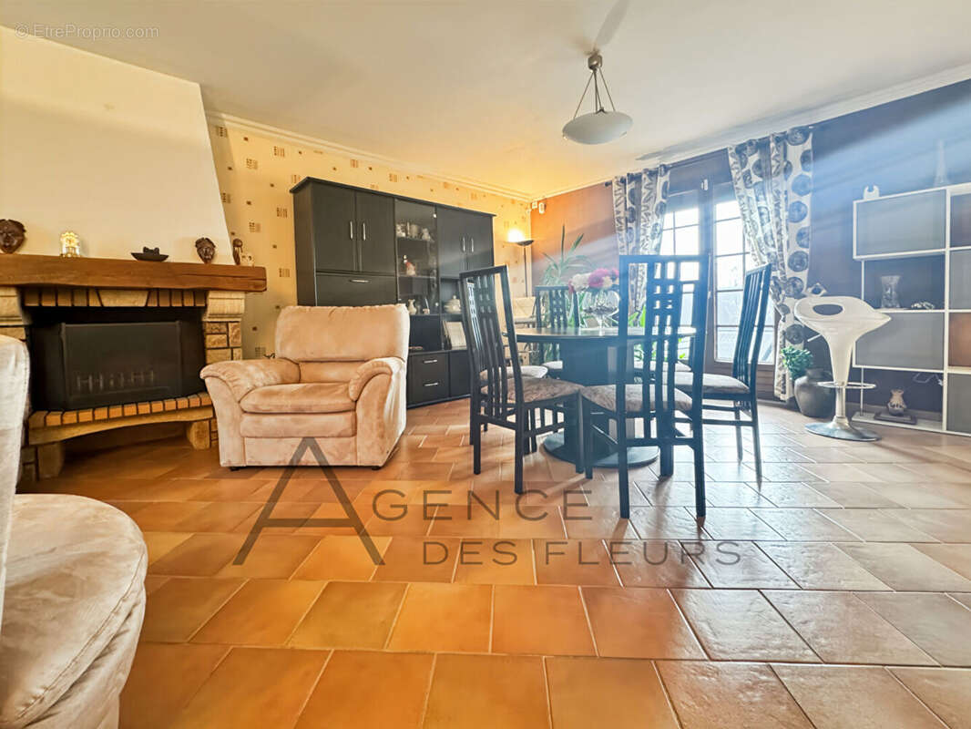 Maison à SAINT-AUBIN-LES-ELBEUF