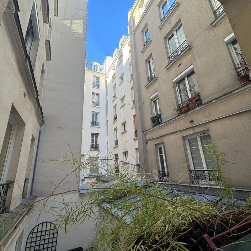 Appartement à PARIS-9E
