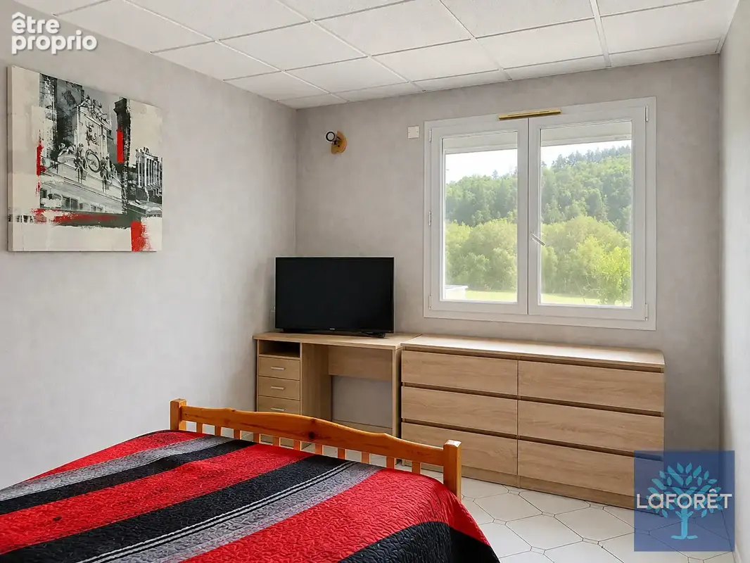 Maison 3 chambres avec terrain clos - Les Estreys - photo 3