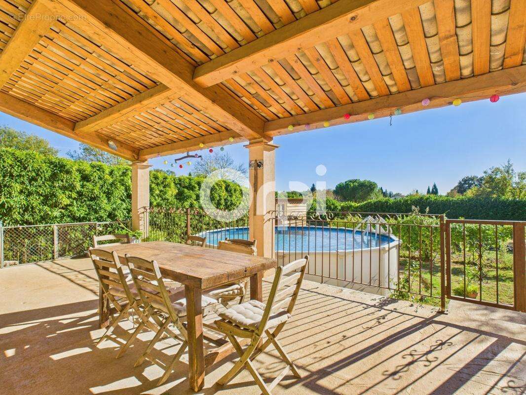 Maison à MONTAUROUX