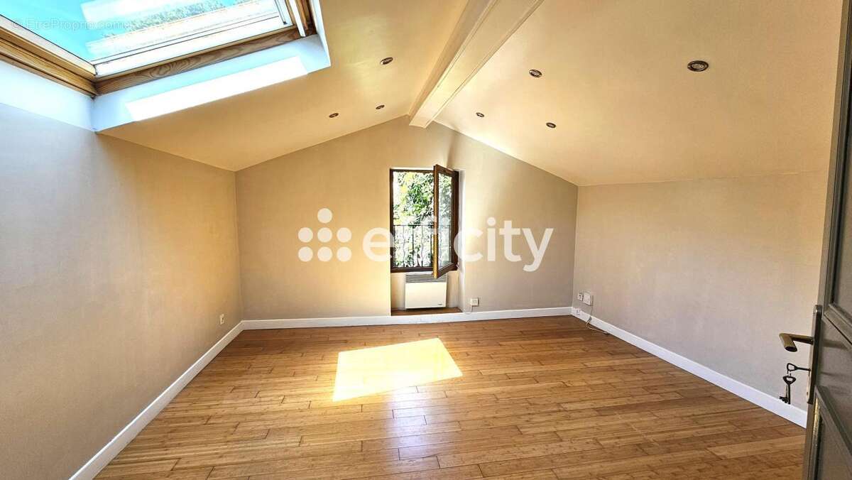 Appartement - photo 11