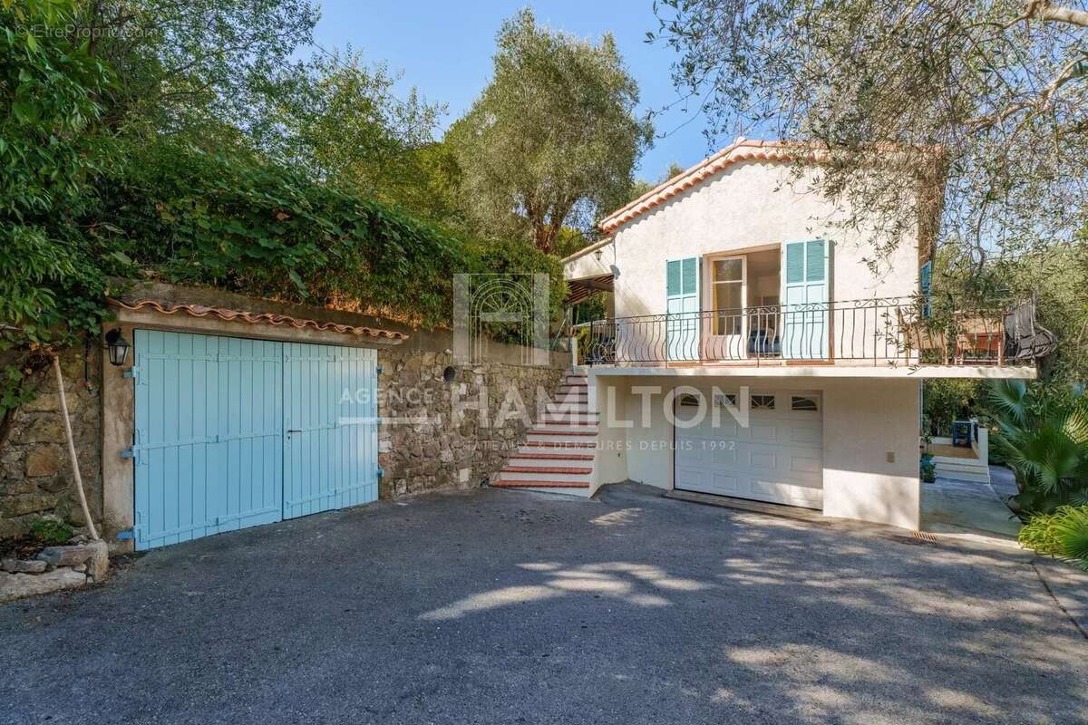 Exclusivité : Charmante villa à pied du village de Biot - photo 3