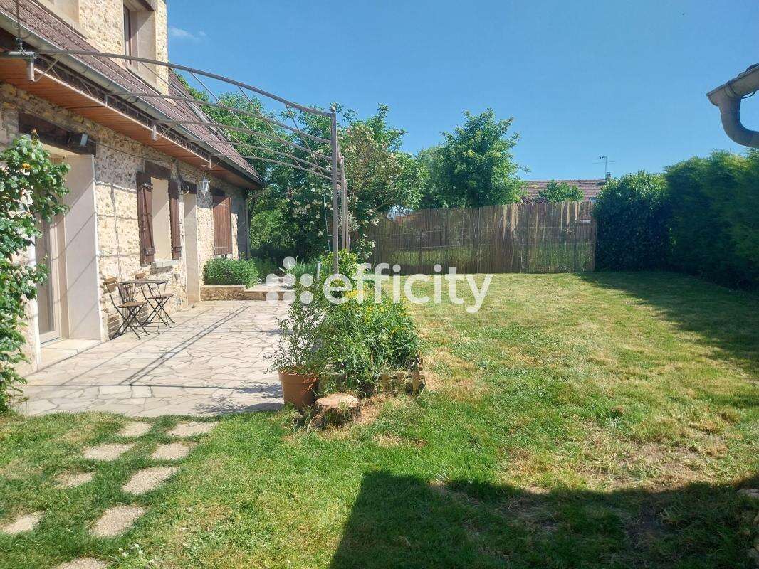 Maison à RAMBOUILLET