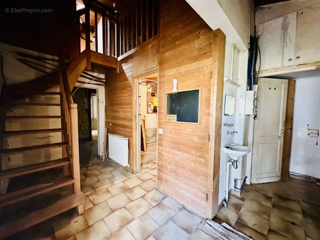 Maison à LAMONZIE-SAINT-MARTIN