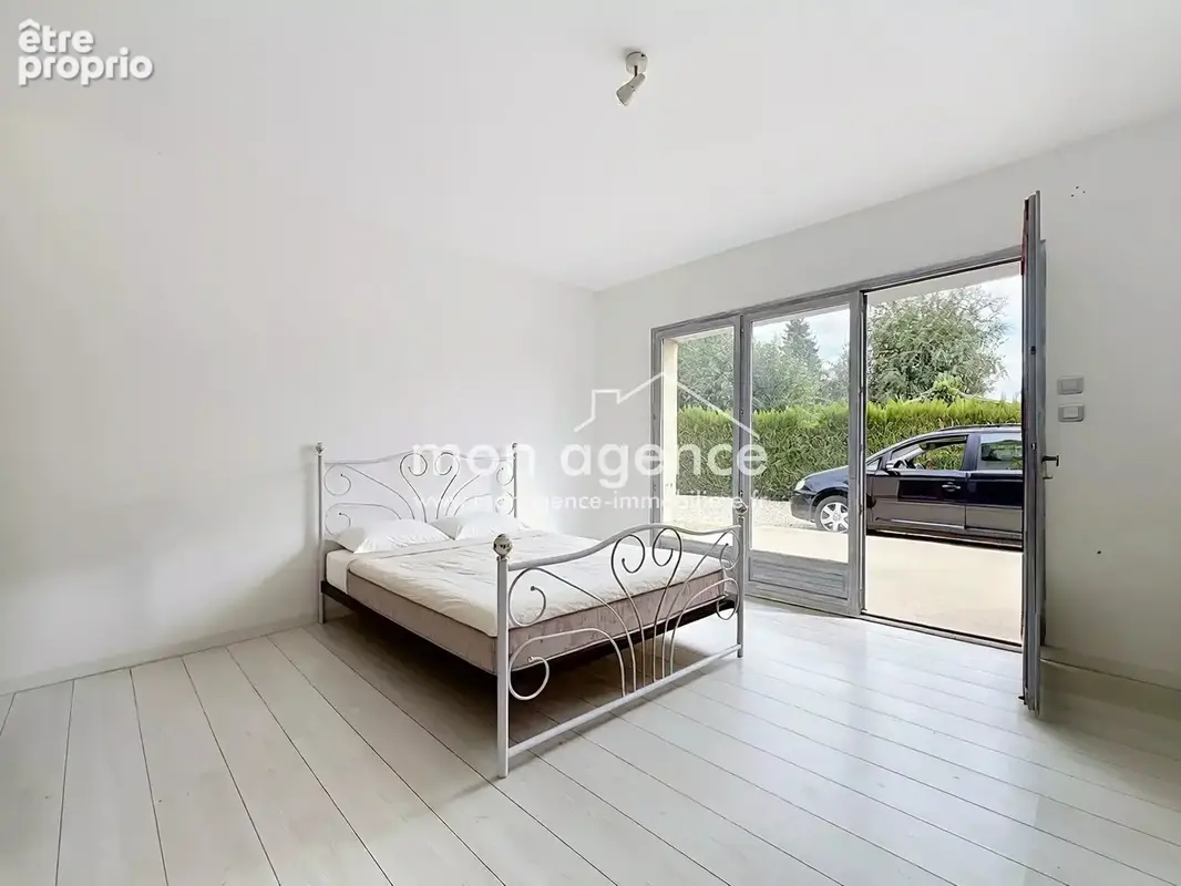 Pavillon disposant du confort de plain-pied, 3 chambres, double garage - Mauquenchy - photo 6