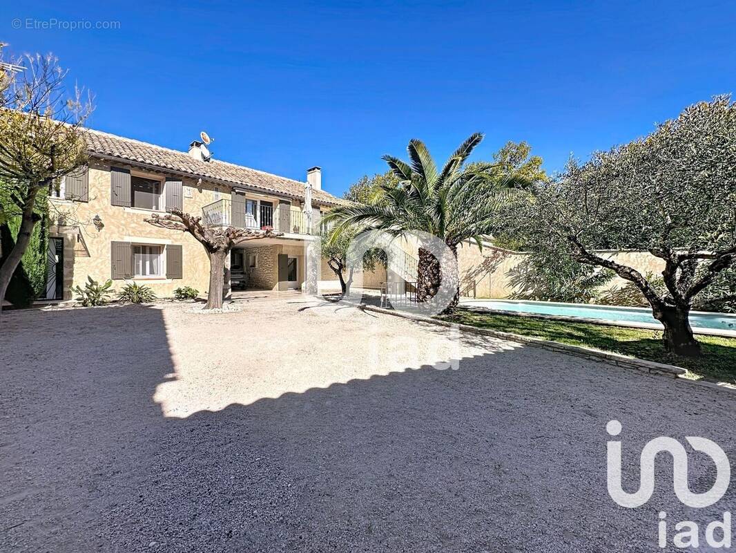 Photo 1 - Maison à SAINTE-CECILE-LES-VIGNES