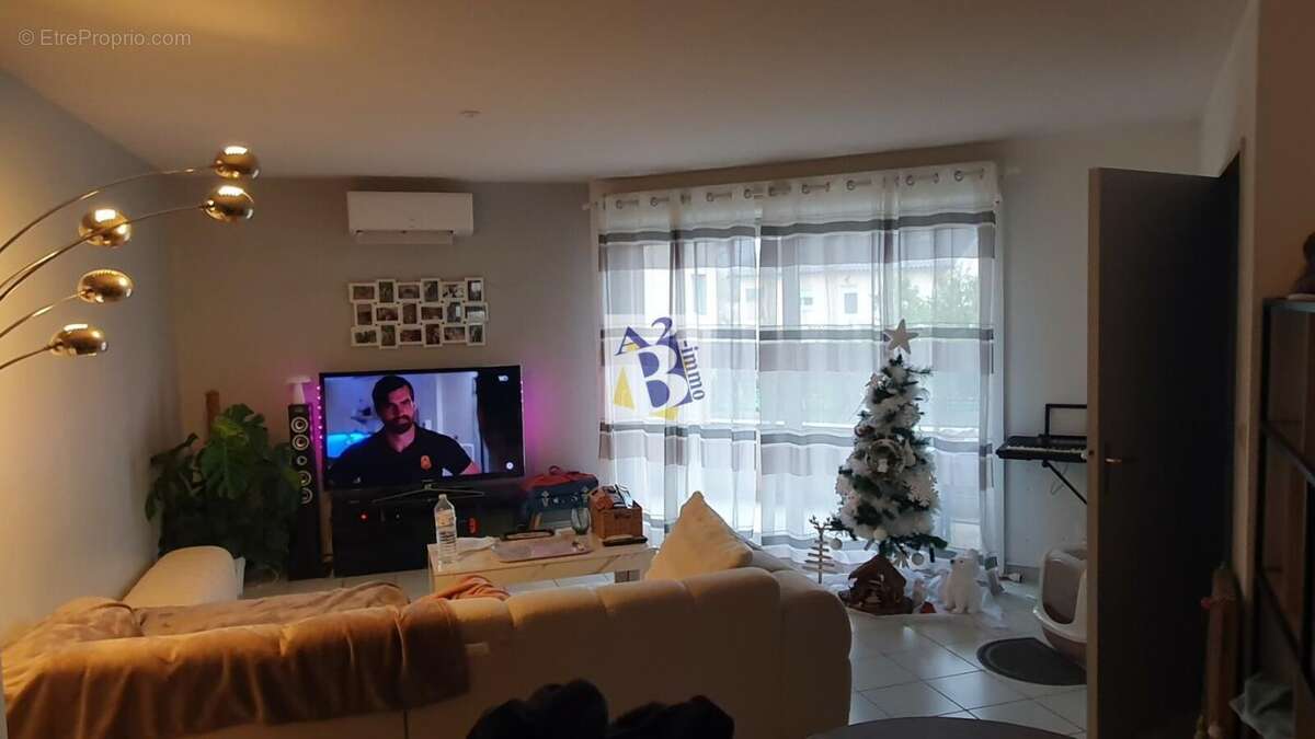 Appartement à L&#039;ISLE-D&#039;ESPAGNAC