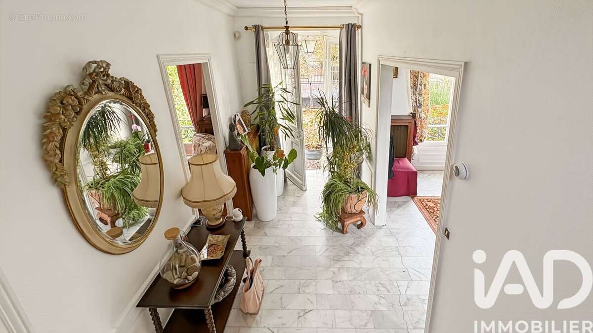 Photo 5 - Maison à LE RAINCY