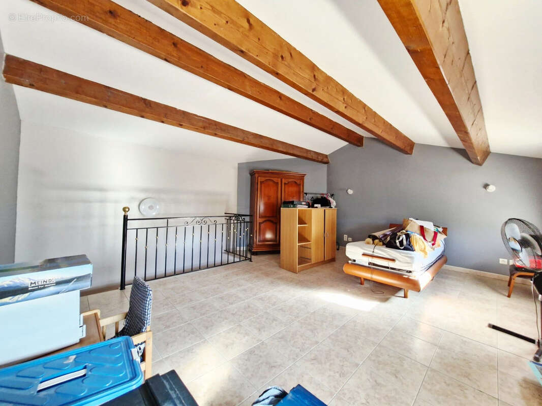 Maison à RESTINCLIERES