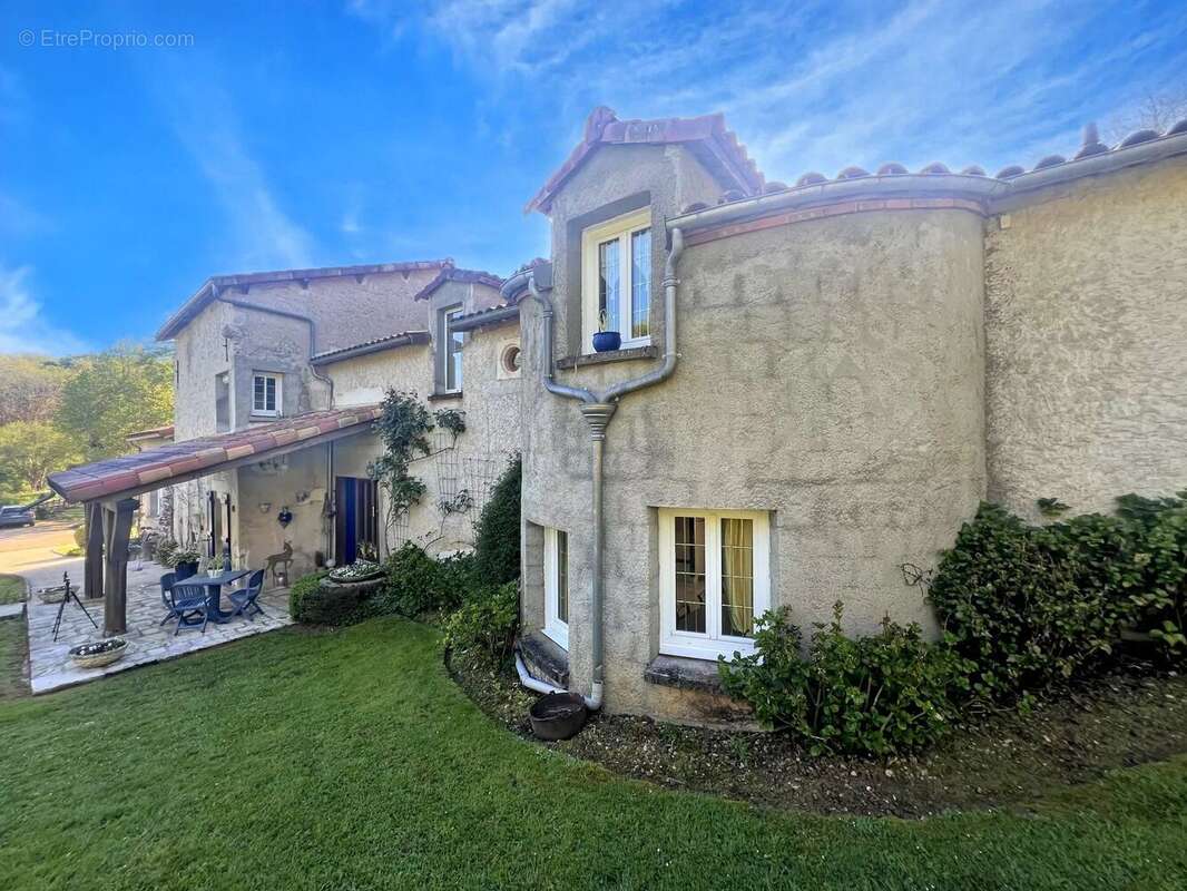 Maison à LHOMMAIZE