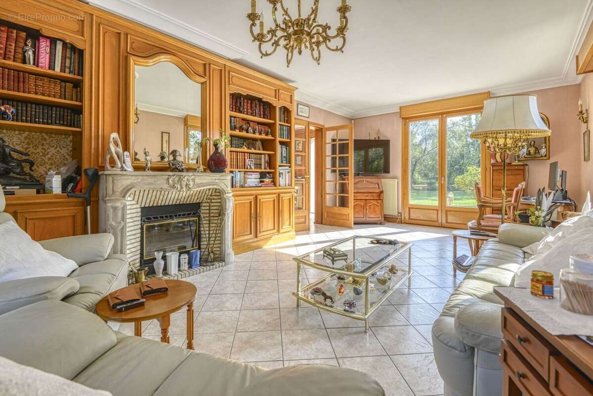 Maison à LES SORINIERES