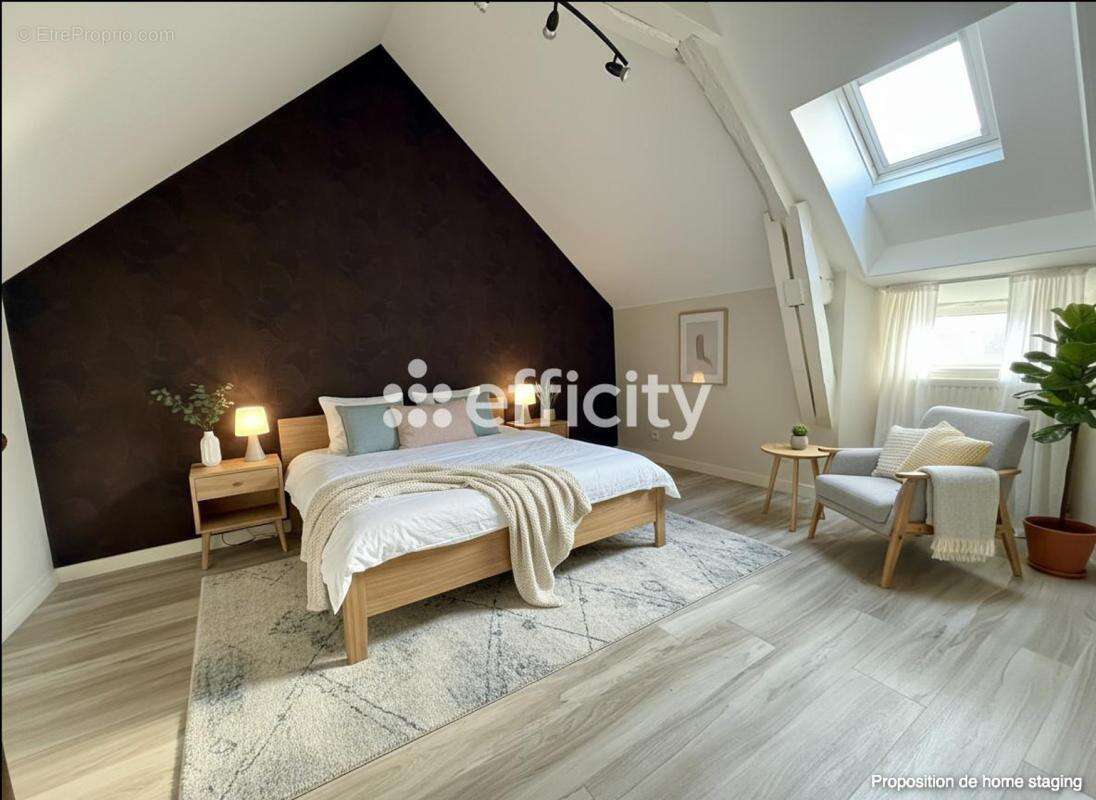 Maison à PIRE-SUR-SEICHE