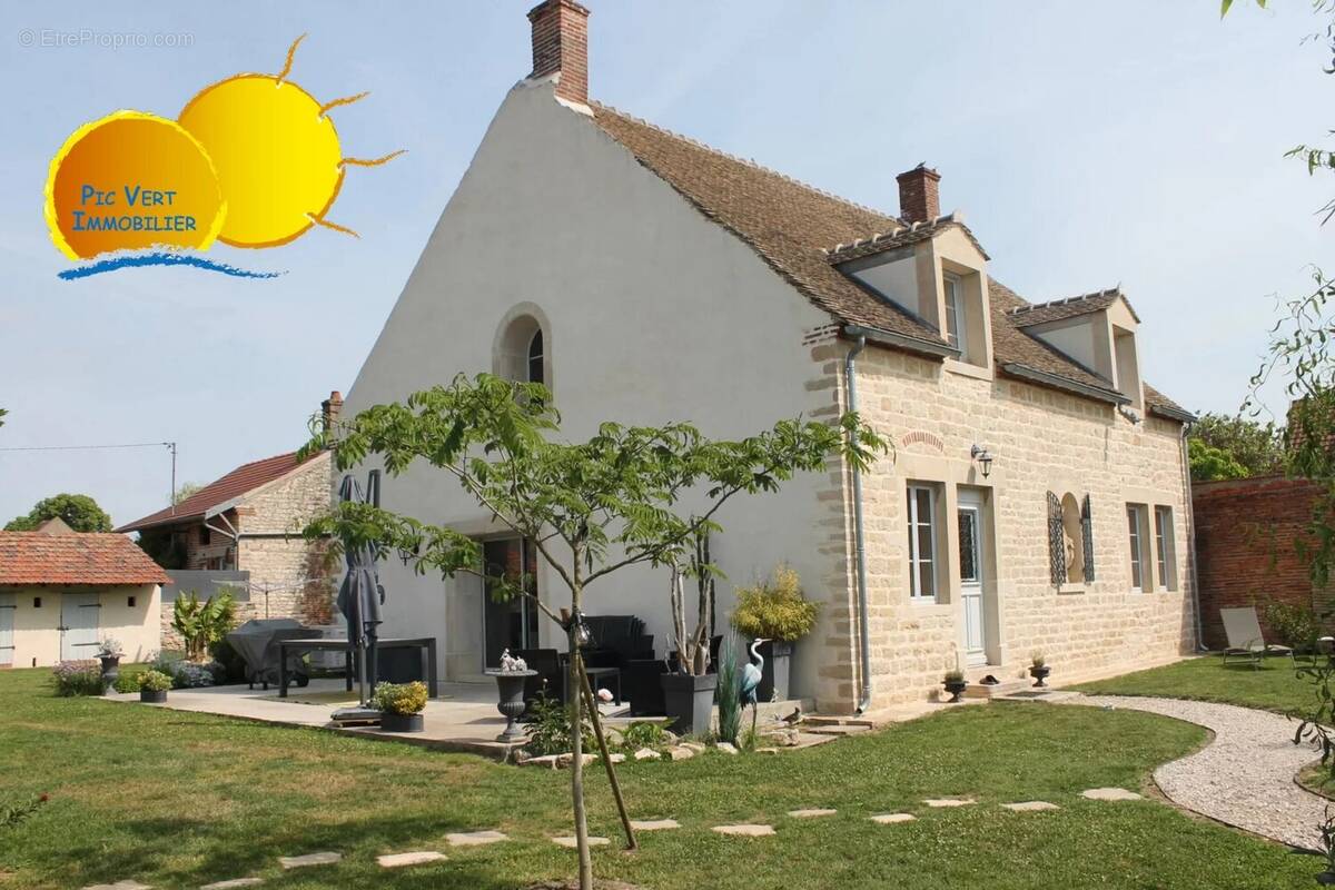 Maison à SEURRE