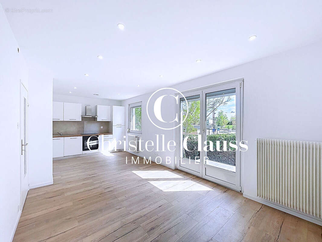 Maison plain-pied avec jardin - photo 2