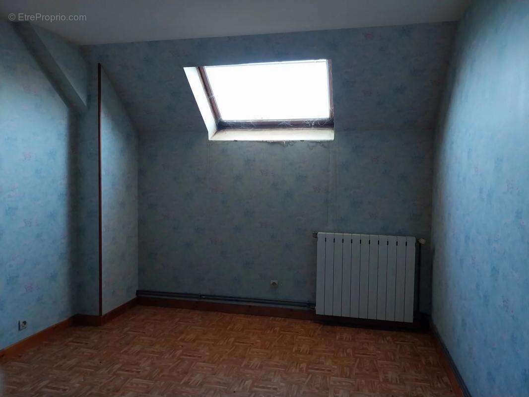 Maison à CHATILLON-EN-BAZOIS