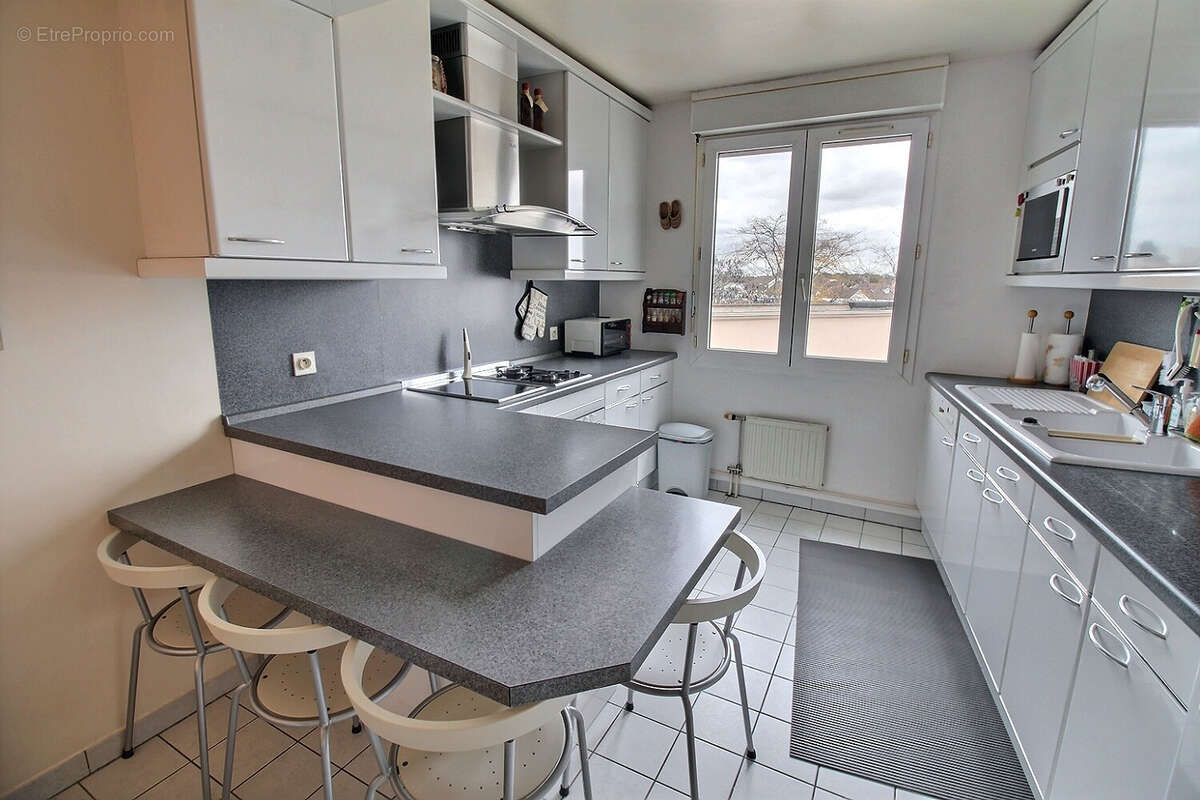 Appartement à MONTIGNY-LE-BRETONNEUX