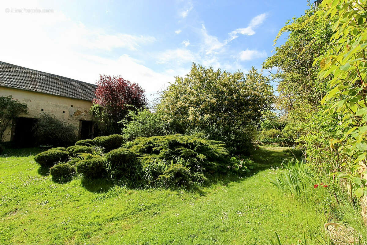 EPERNON 10 mn - Maison ancienne avec dépendance à vendre - photo 3