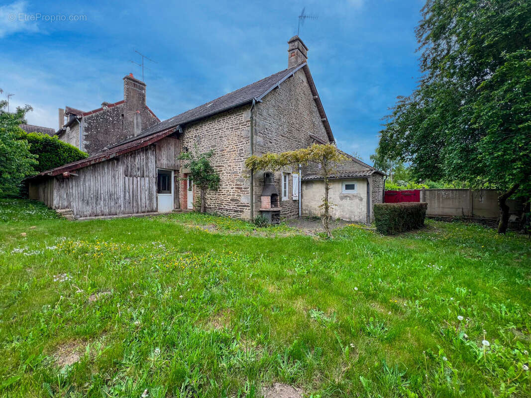 Maison à SAINT-DENIS-SUR-SARTHON