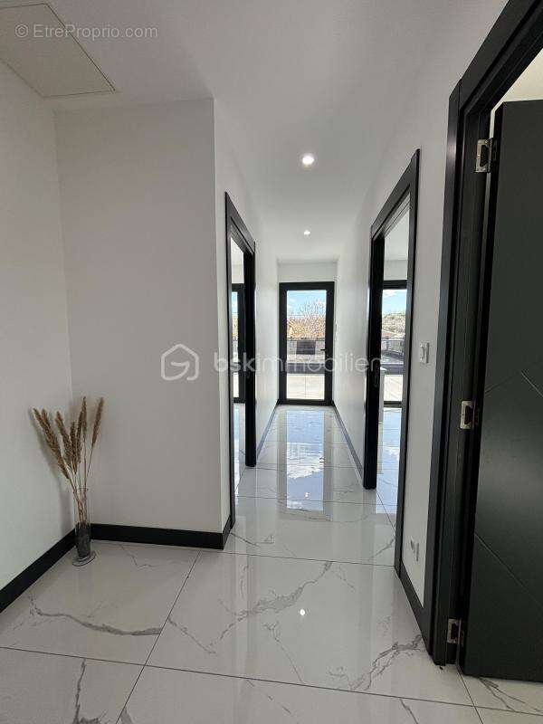 Maison de 227m² - photo 10
