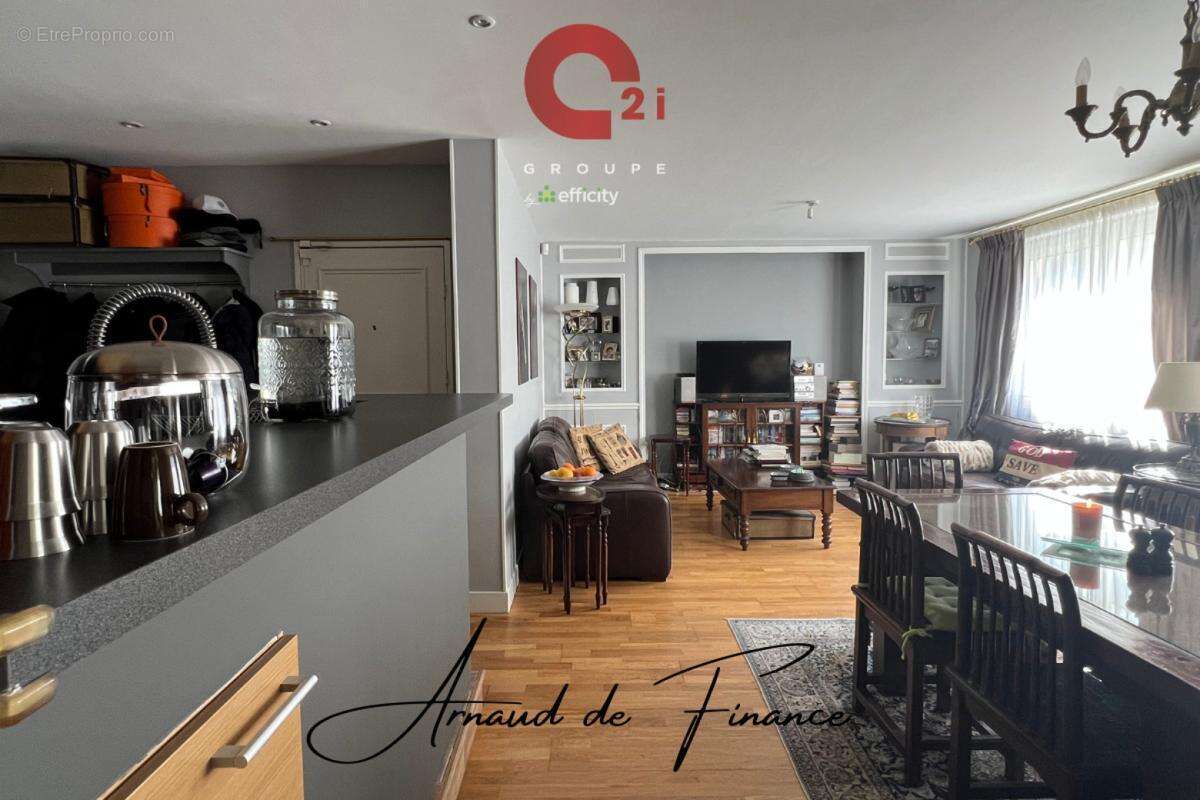 Appartement à LA CELLE-SAINT-CLOUD