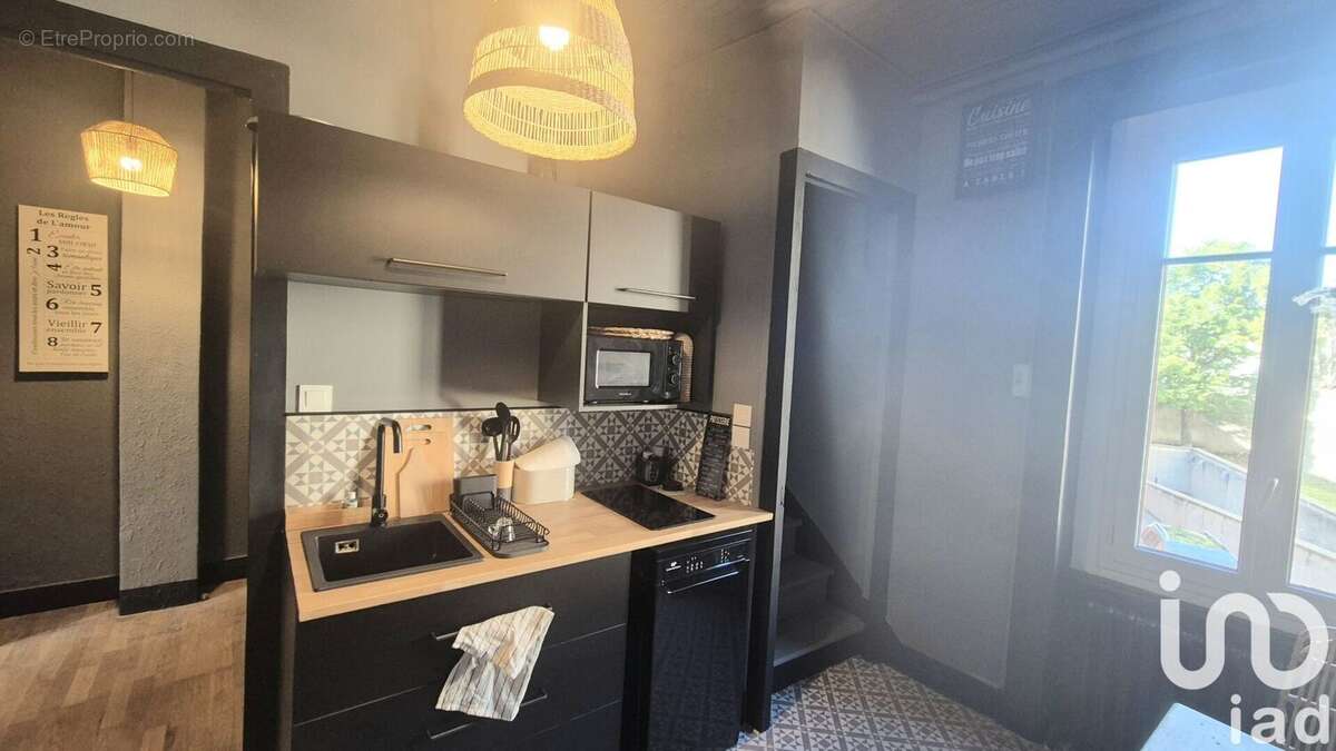 Photo 4 - Appartement à SAINT-JUST-SAINT-RAMBERT