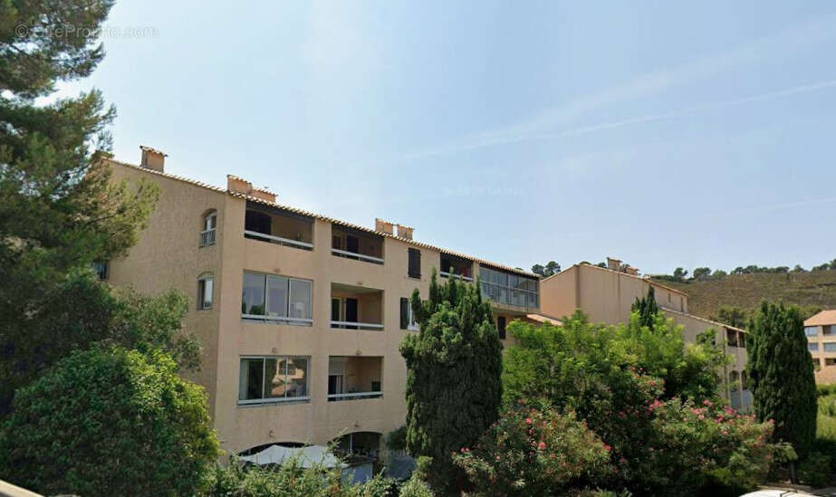 Appartement à SAINT-MANDRIER-SUR-MER