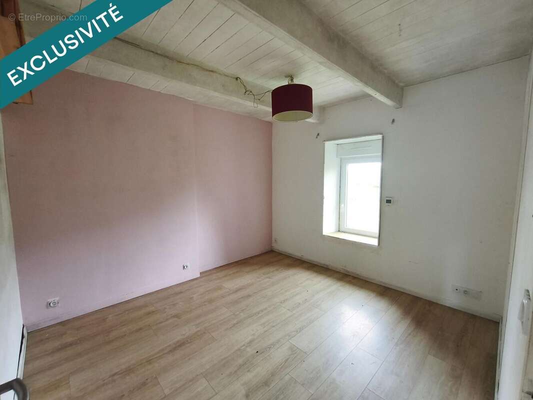 Maison 196 m² à Saint-Thegonnec  - photo 7