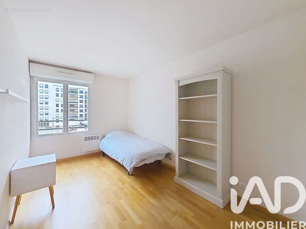 Photo 5 - Appartement à SURESNES