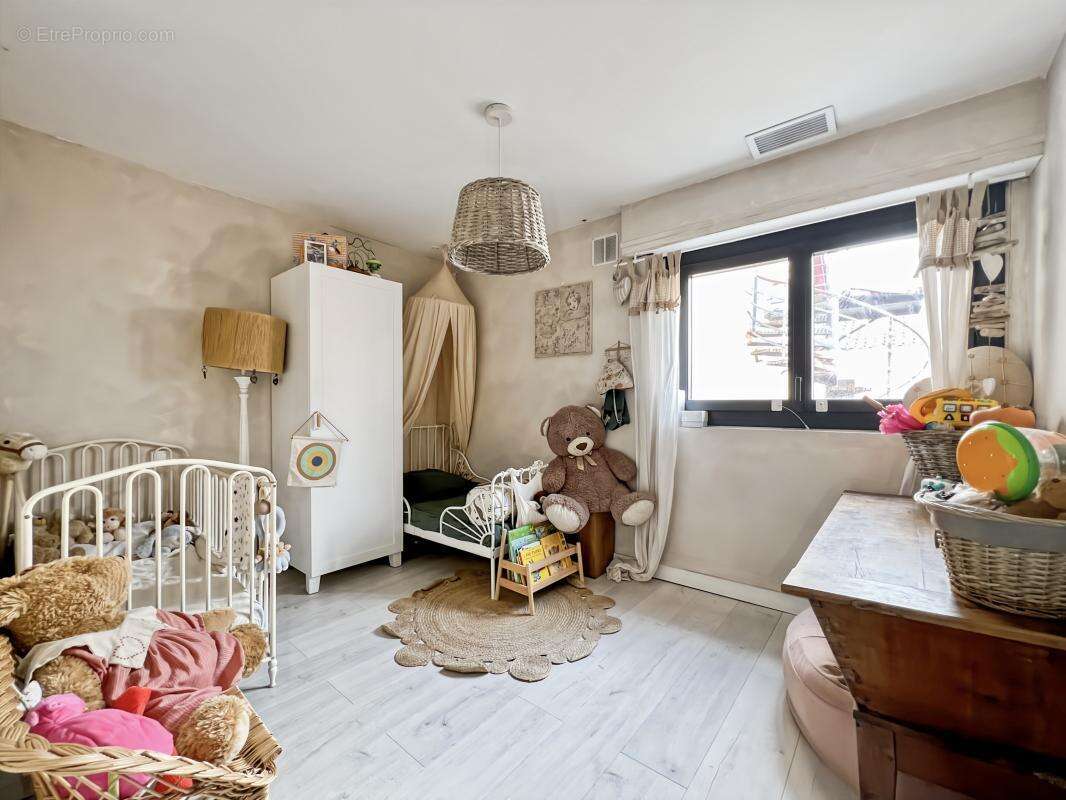 Maison 115 m² à Saint-Vincent-De-Tyrosse  - photo 8