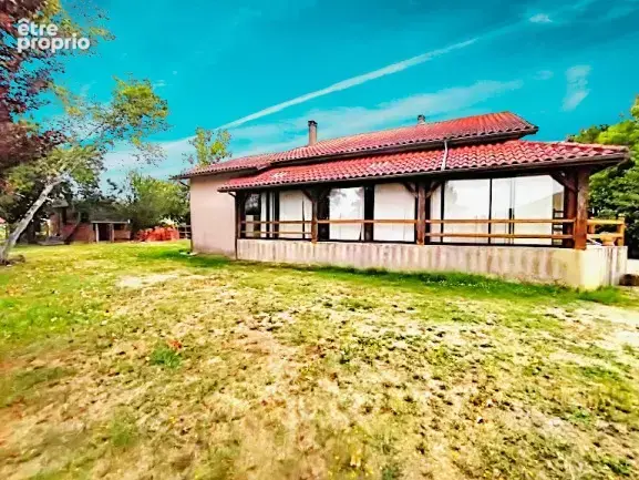 Maison 4 pièces 112 m² à vendre à Riscle (32400) - photo 2