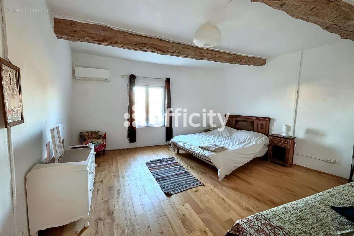 Maison à CASTELNAU-DE-GUERS