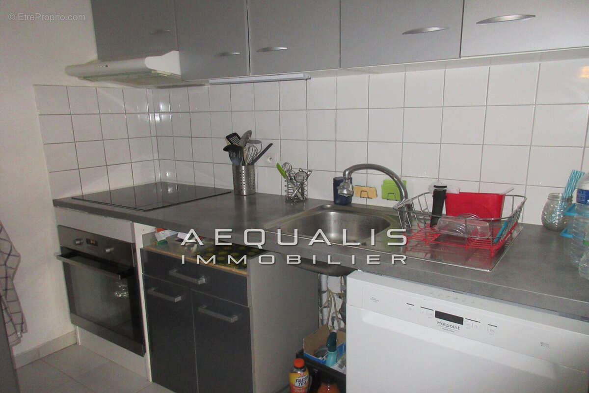 Appartement à SAINT-LAURENT-DU-VAR