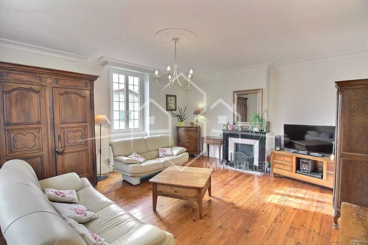 Maison à SAINT-VALLIER