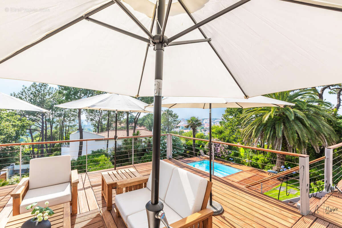 Maison 306 m² à Biarritz  - photo 5