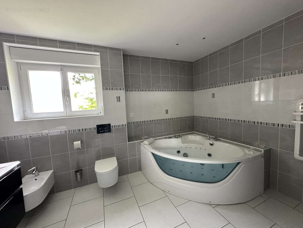 Maison à MONCHY-LAGACHE