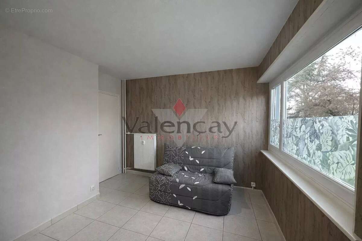 ILLZACH, beau 4 pièces- 2 chambres  avec balcon et ascenseur- Vente interactive - photo 3