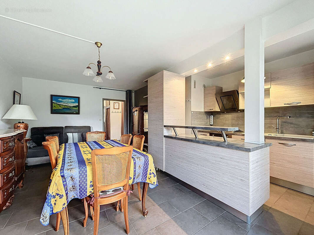 Appartement à SAINT-MAUR-DES-FOSSES